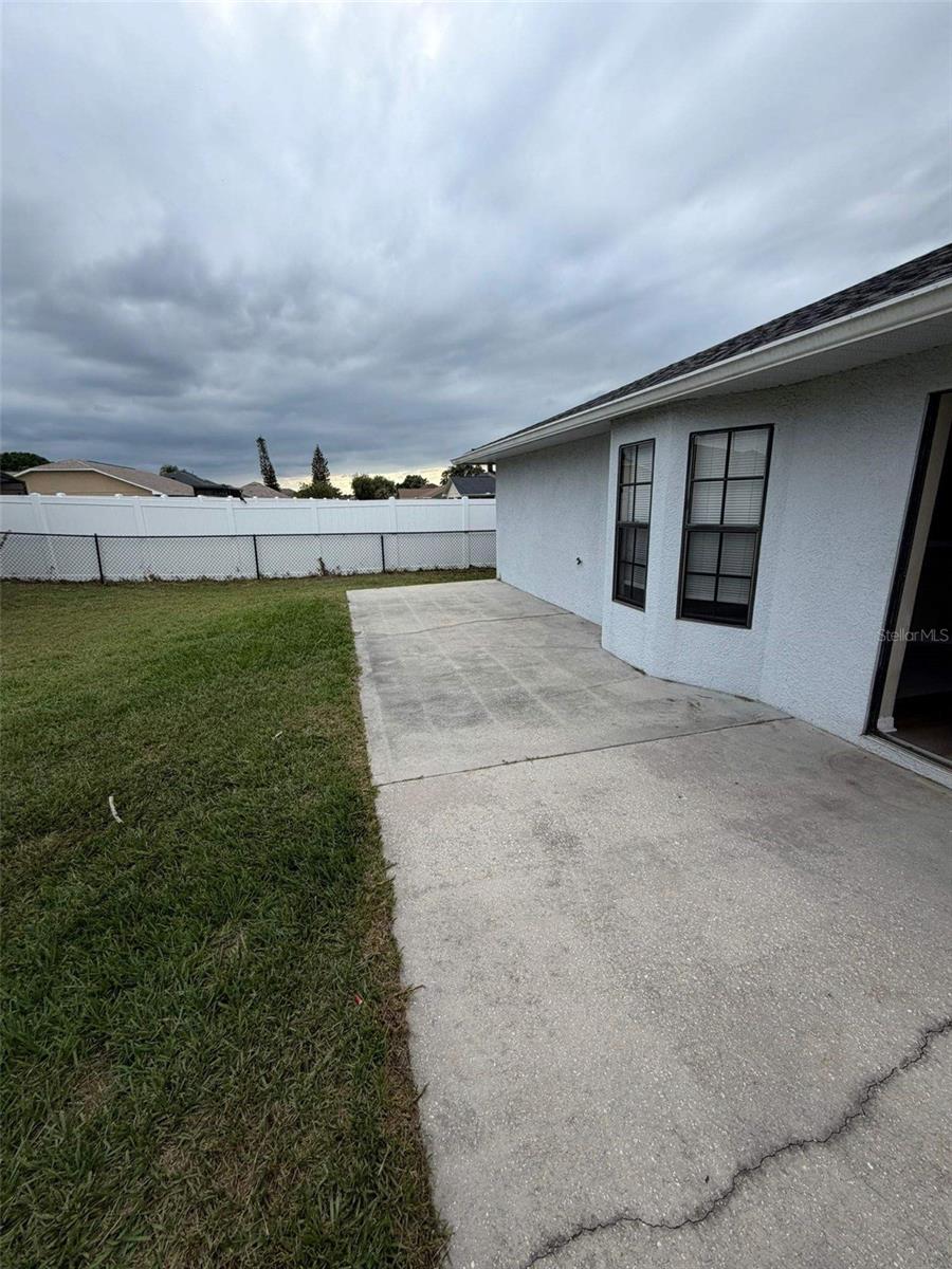 Image 33 of 38 For 2203 Summer Raye Court