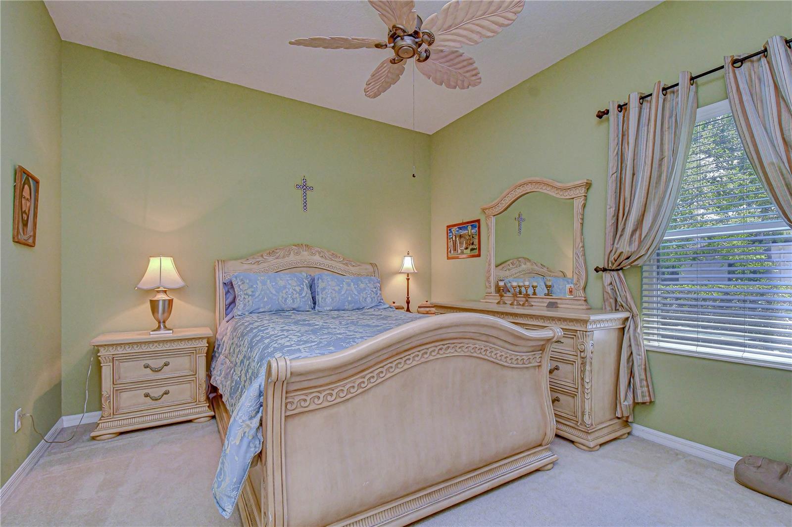 Listing photo id 25 for 20915 Lake Vienna Drive