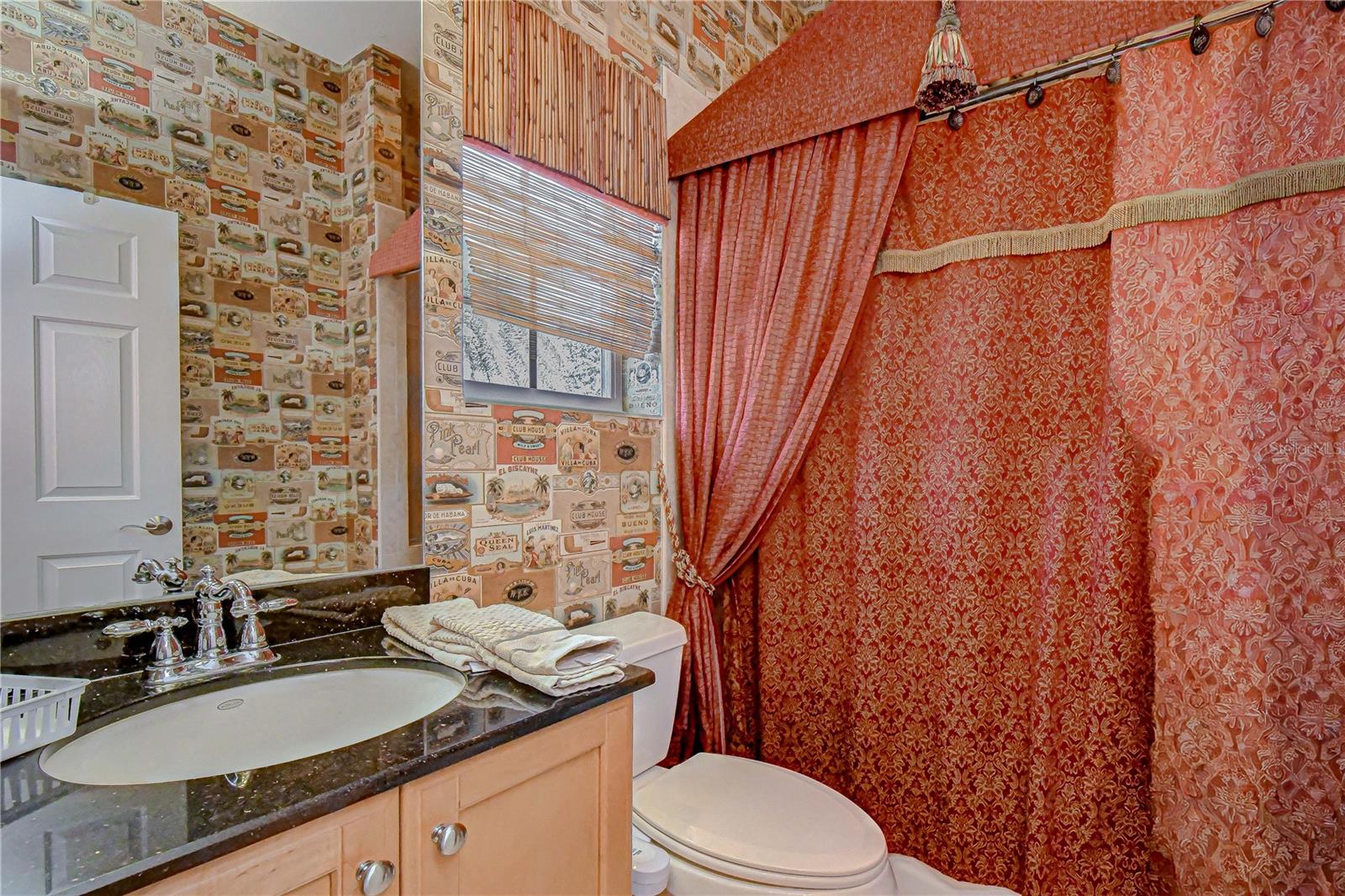 Listing photo id 29 for 20915 Lake Vienna Drive