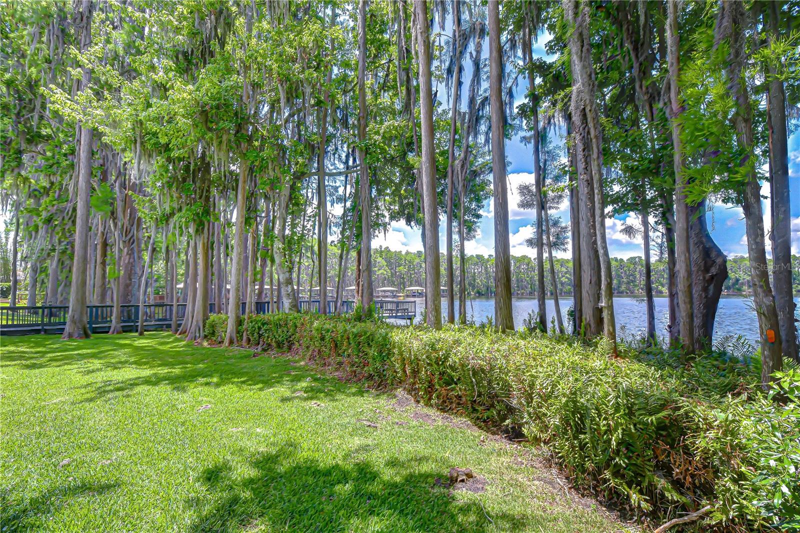 Listing photo id 34 for 20915 Lake Vienna Drive