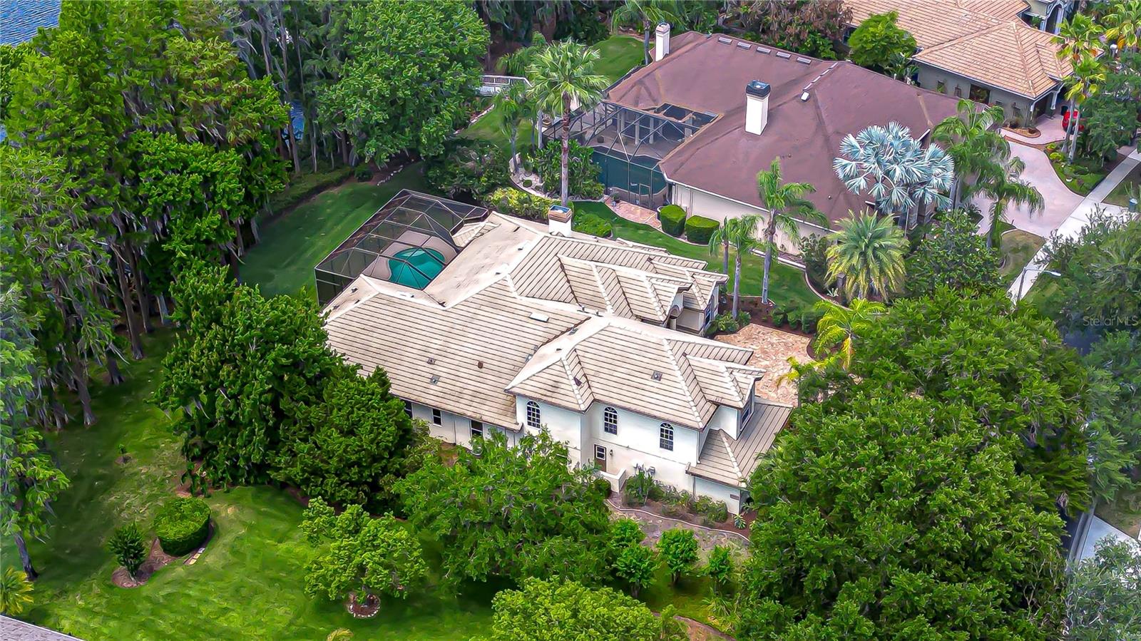 Listing photo id 43 for 20915 Lake Vienna Drive