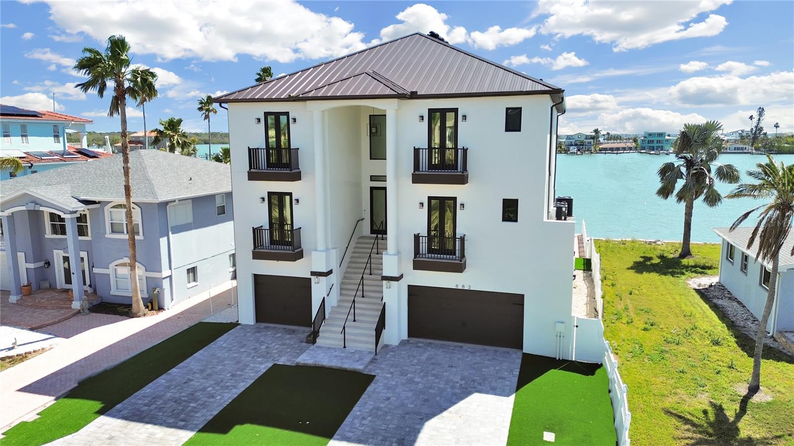 Details for 882 Bay Point Drive, MADEIRA BEACH, FL 33708