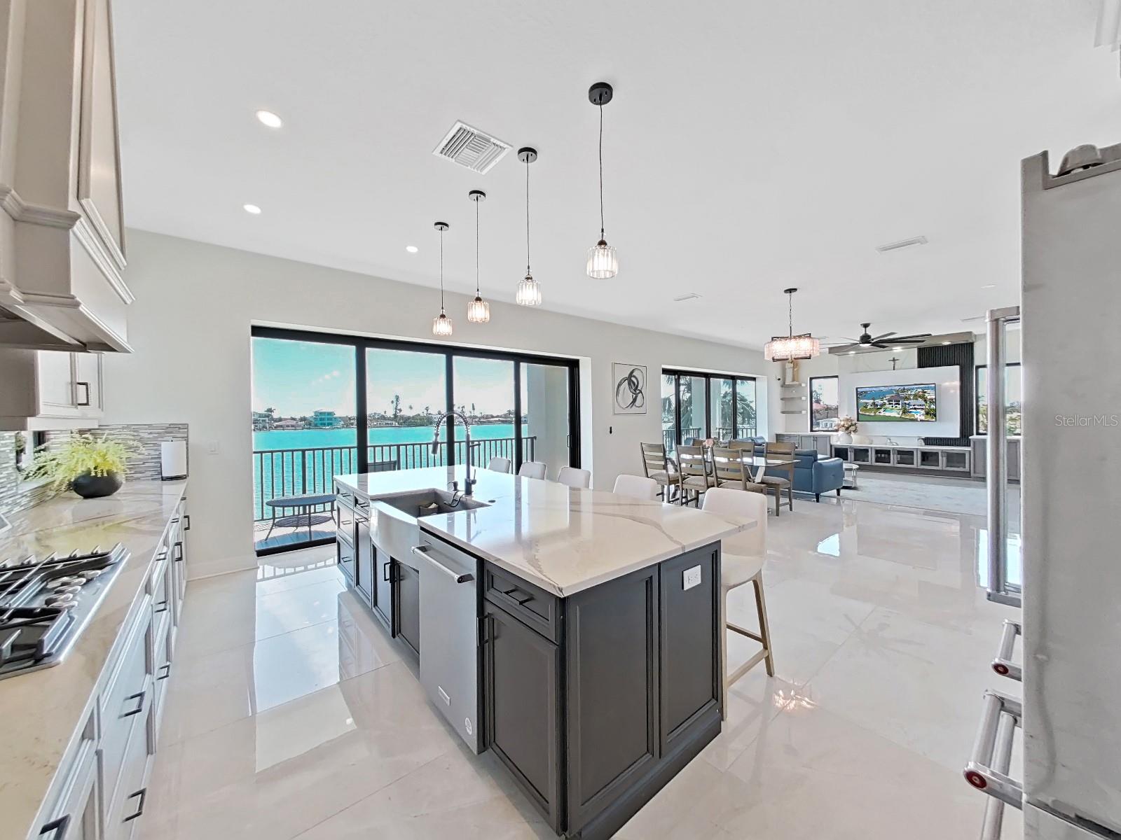 Image 7 of 77 For 882 Bay Point Drive