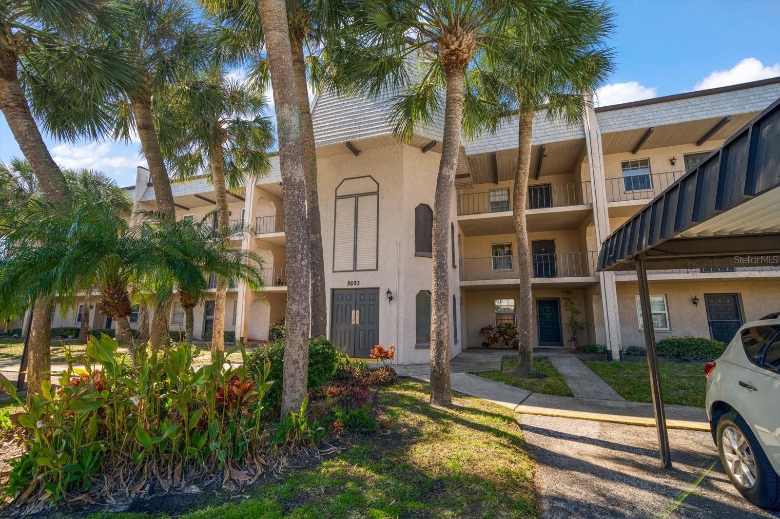 Image 3 of 23 For 8693 Bardmoor Boulevard 205