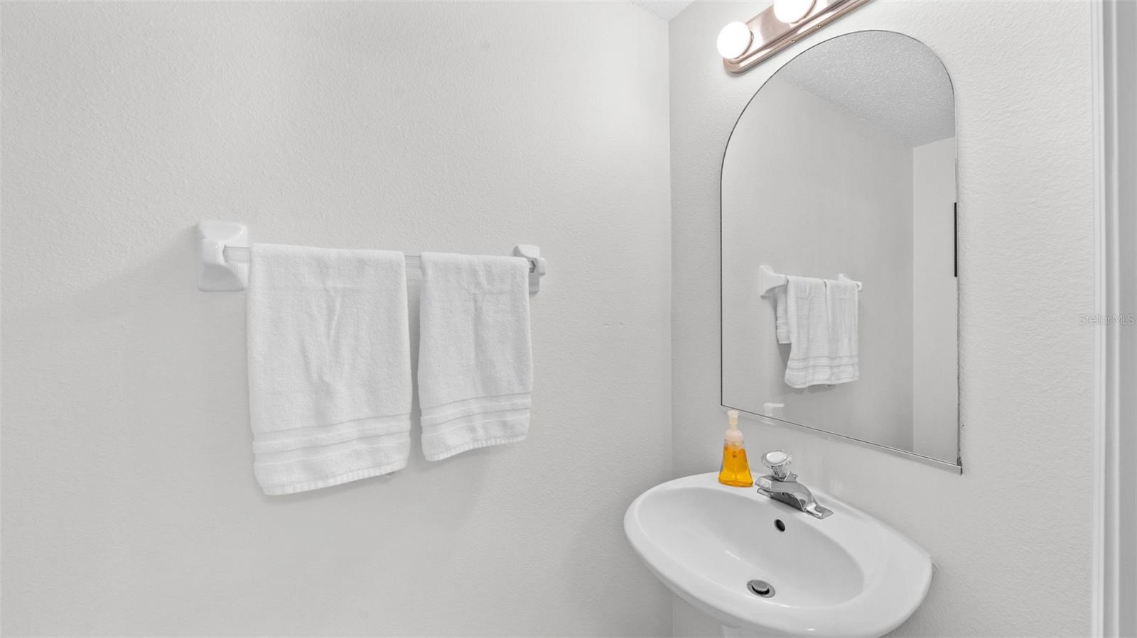 Image 11 of 21 For 12444 Berkeley Square Drive