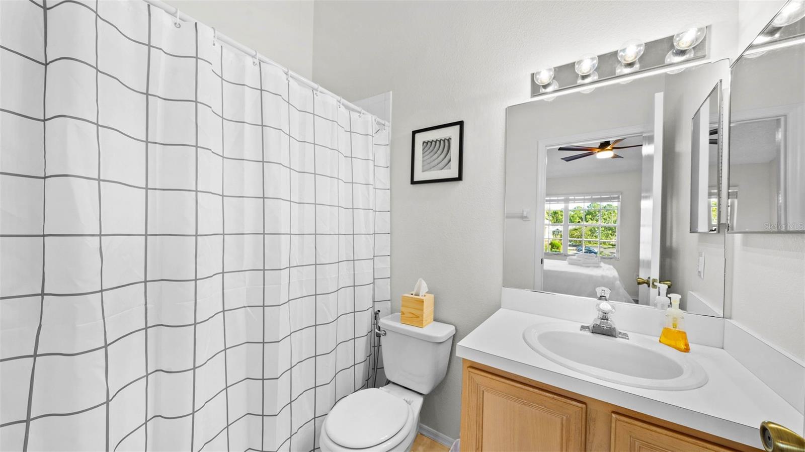 Image 15 of 21 For 12444 Berkeley Square Drive