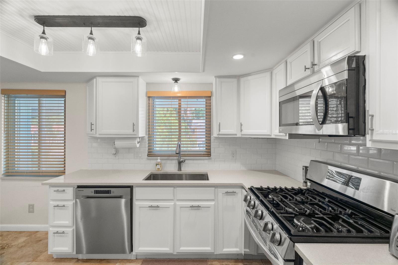 Image 18 of 45 For 12254 69th Ter Terrace