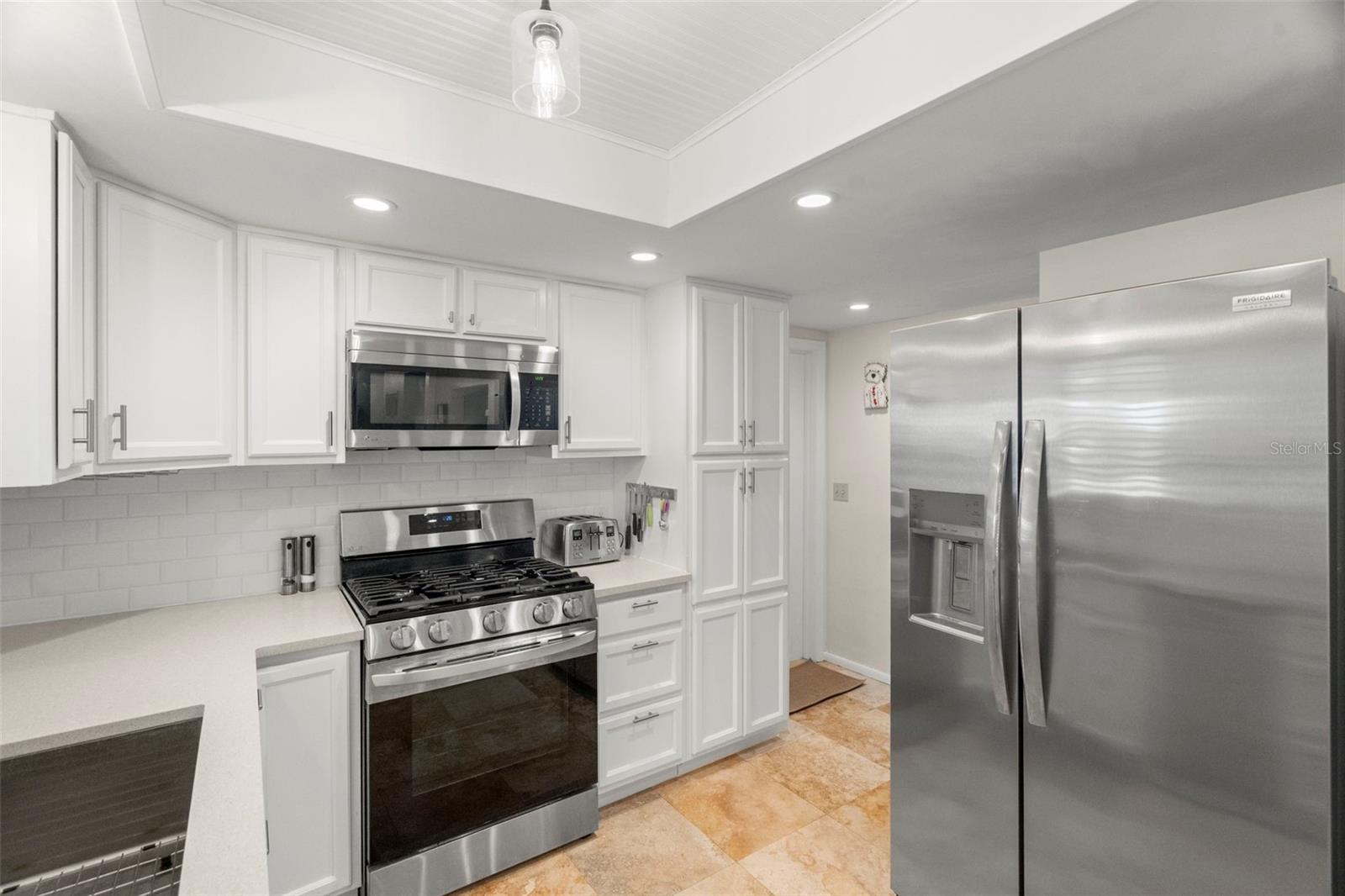 Image 19 of 45 For 12254 69th Ter Terrace