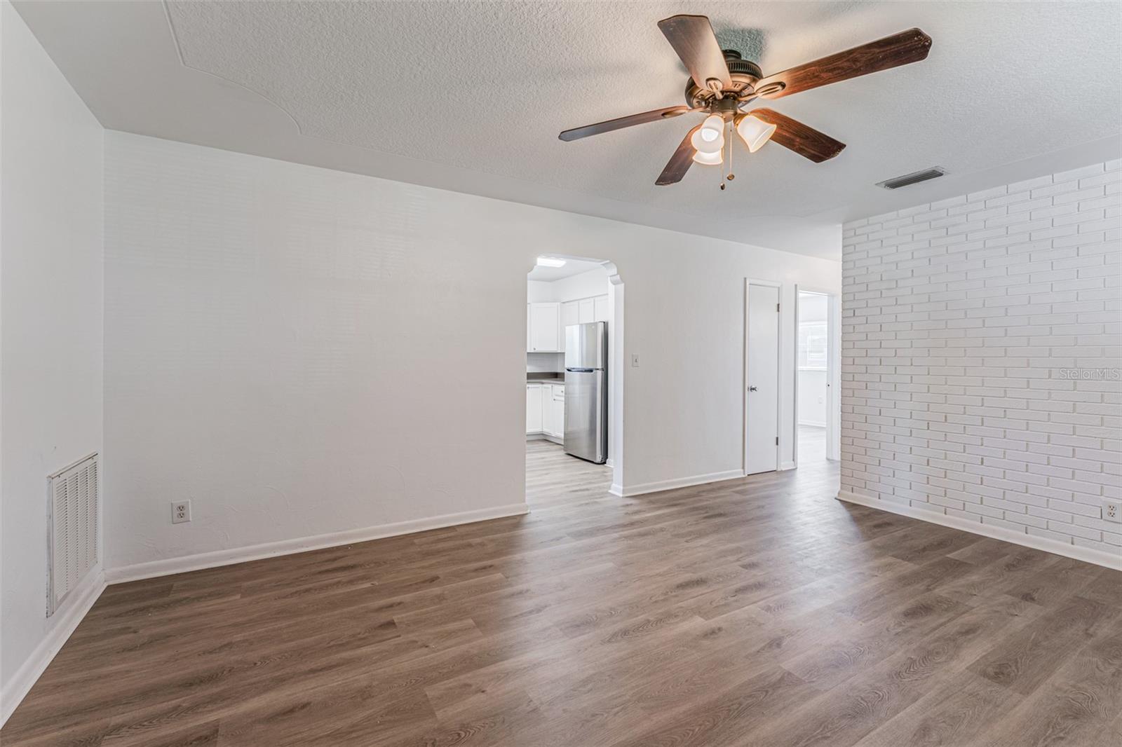 Image 10 of 46 For 506 Sparkman Avenue