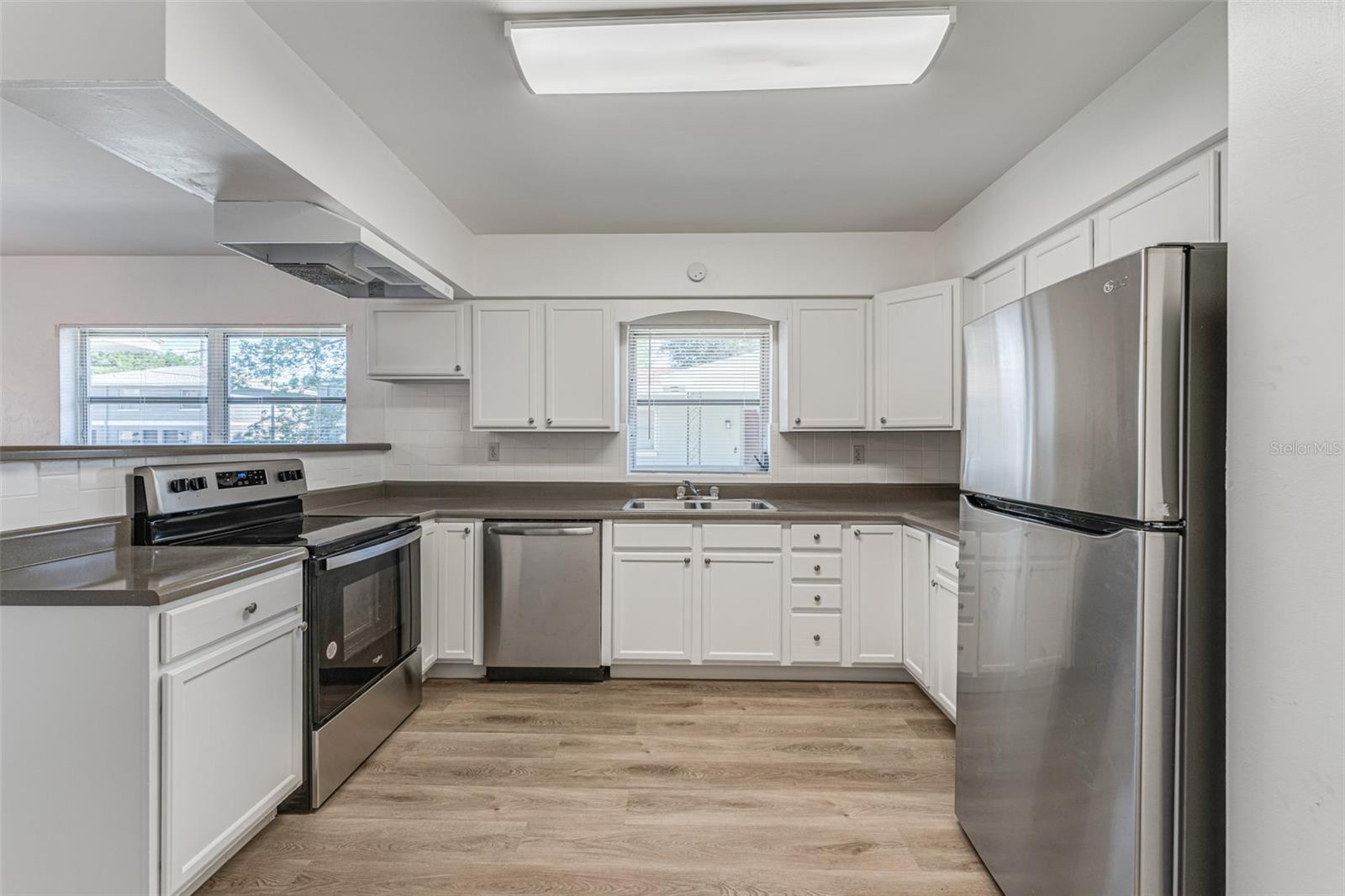 Image 16 of 46 For 506 Sparkman Avenue