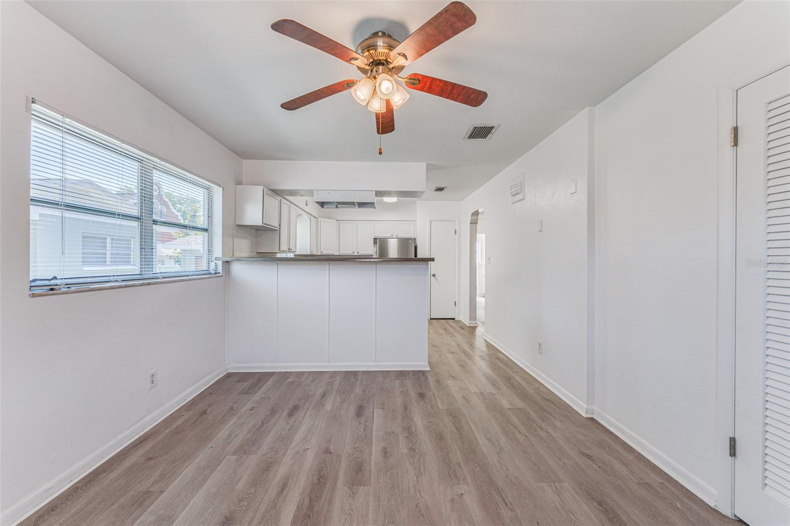Image 18 of 46 For 506 Sparkman Avenue