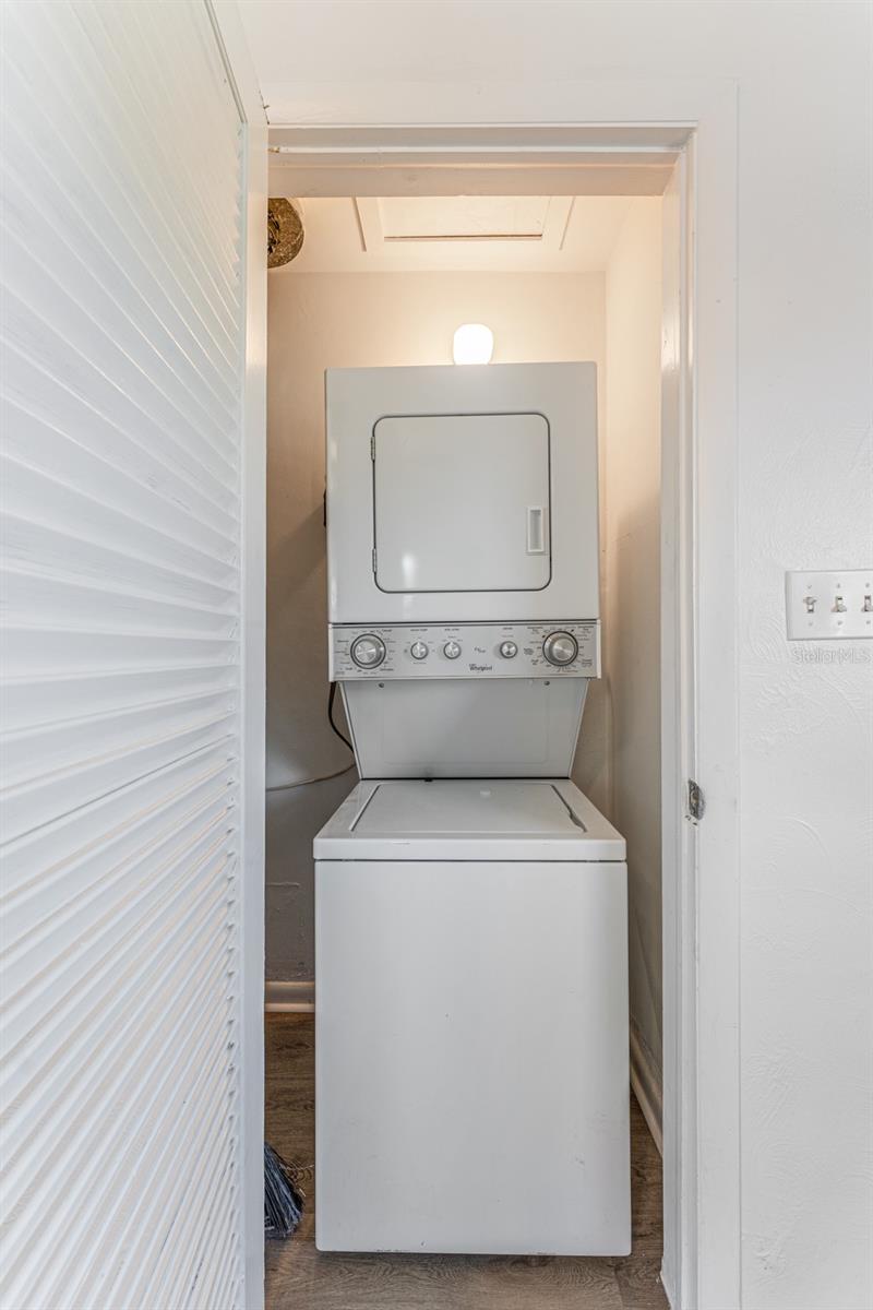 Image 32 of 46 For 506 Sparkman Avenue