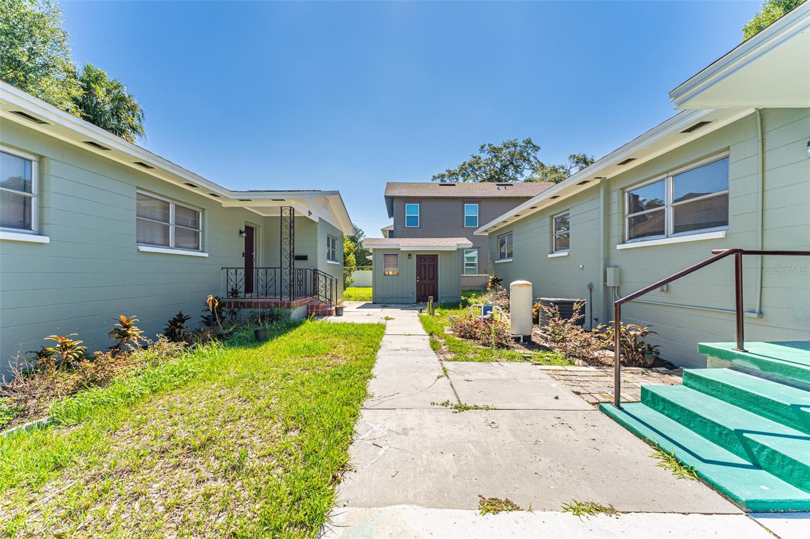 Image 34 of 46 For 506 Sparkman Avenue