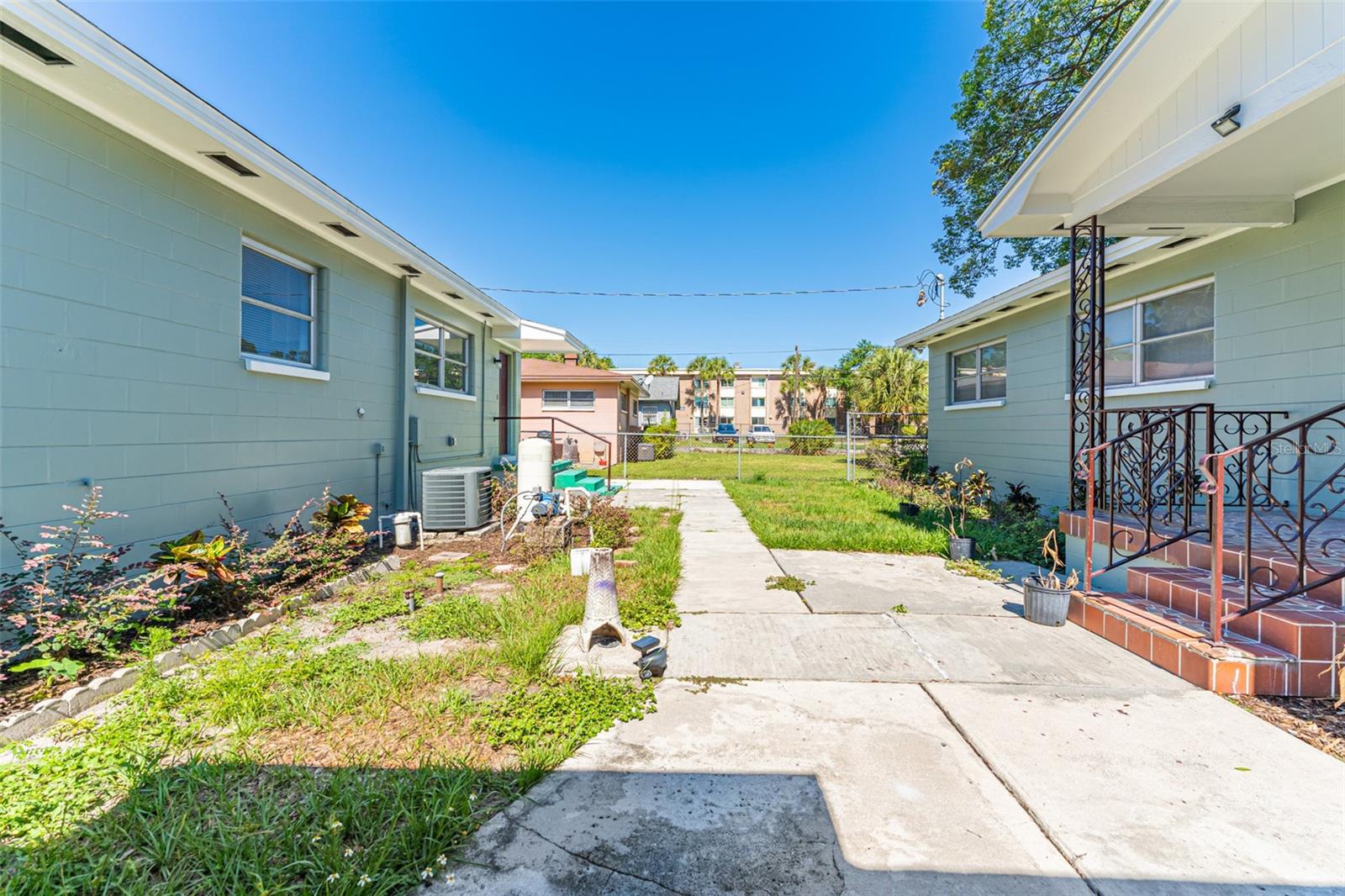 Image 36 of 46 For 506 Sparkman Avenue