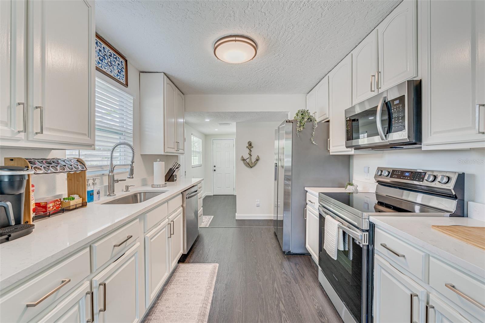 Image 17 of 97 For 4651 22nd Avenue N