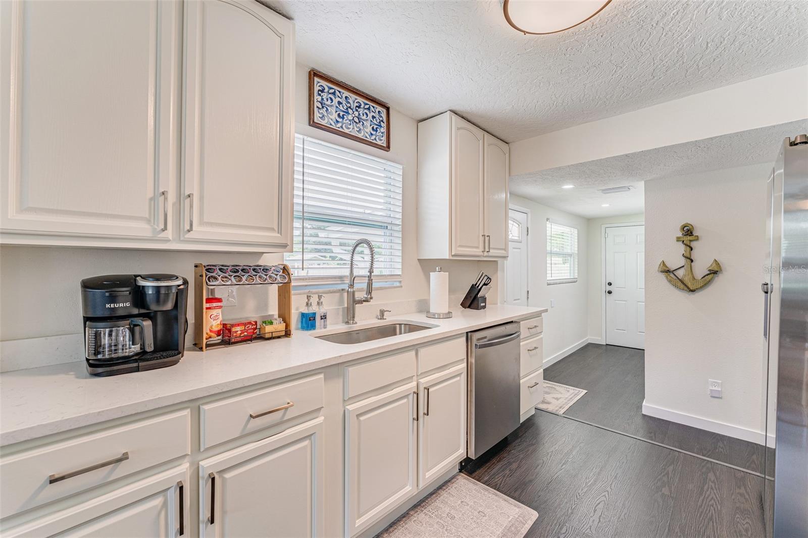 Image 19 of 97 For 4651 22nd Avenue N