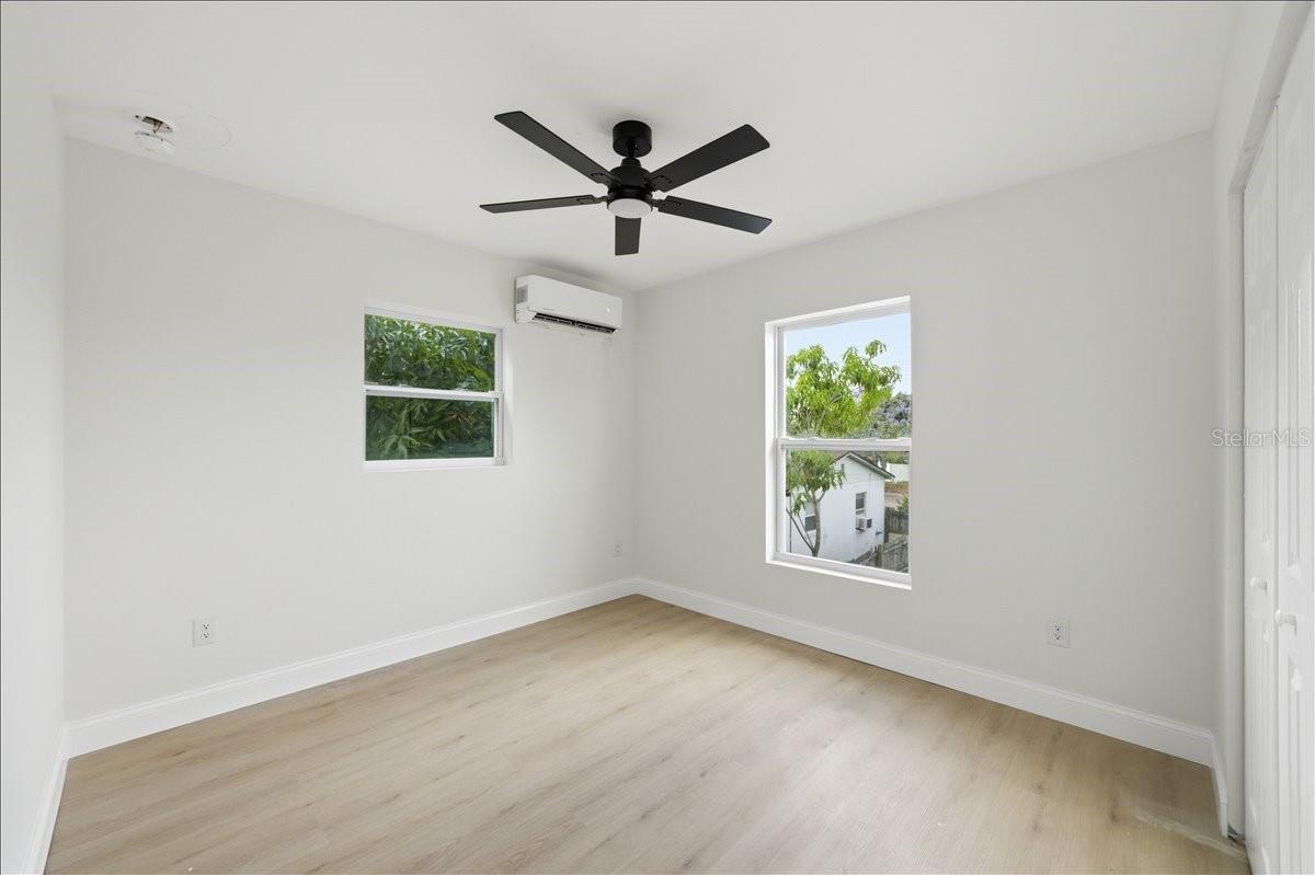 Image 41 of 97 For 4651 22nd Avenue N