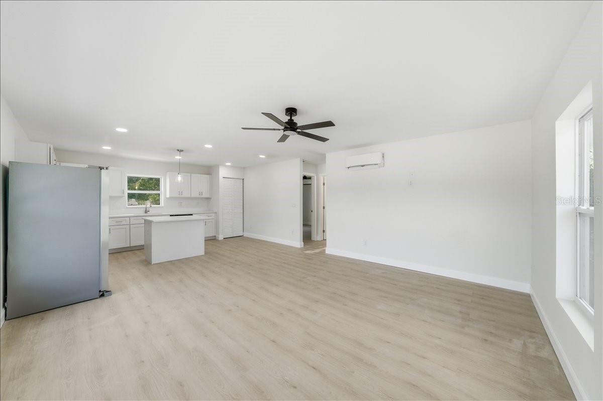 Image 65 of 97 For 4651 22nd Avenue N