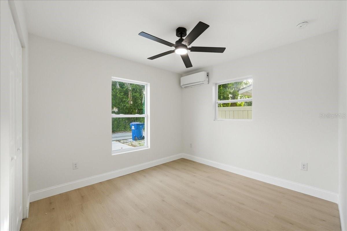 Image 75 of 97 For 4651 22nd Avenue N