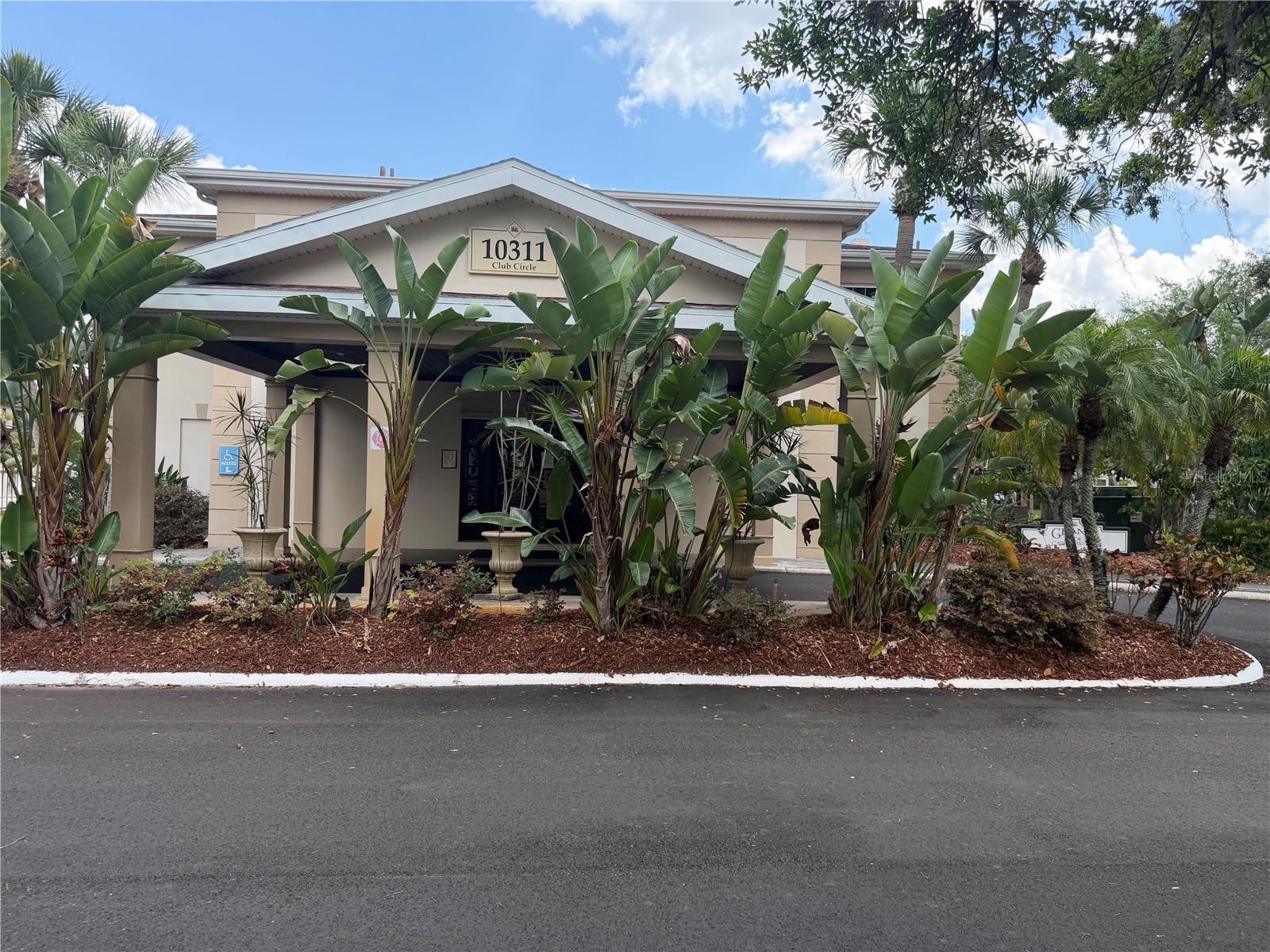 Image 22 of 27 For 10335 Carrollwood Lane 116