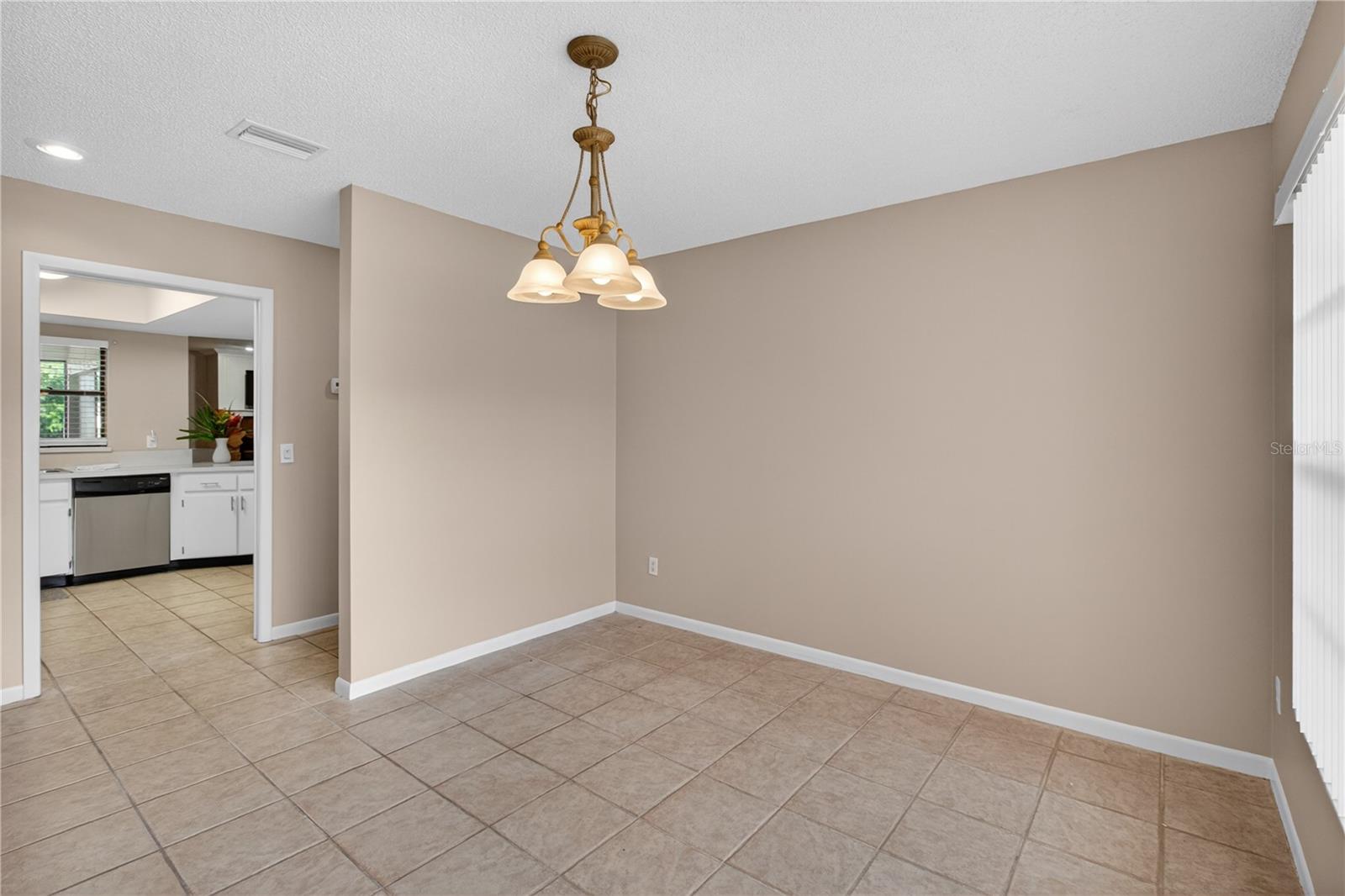 Image 11 of 52 For 23311 Dover Drive