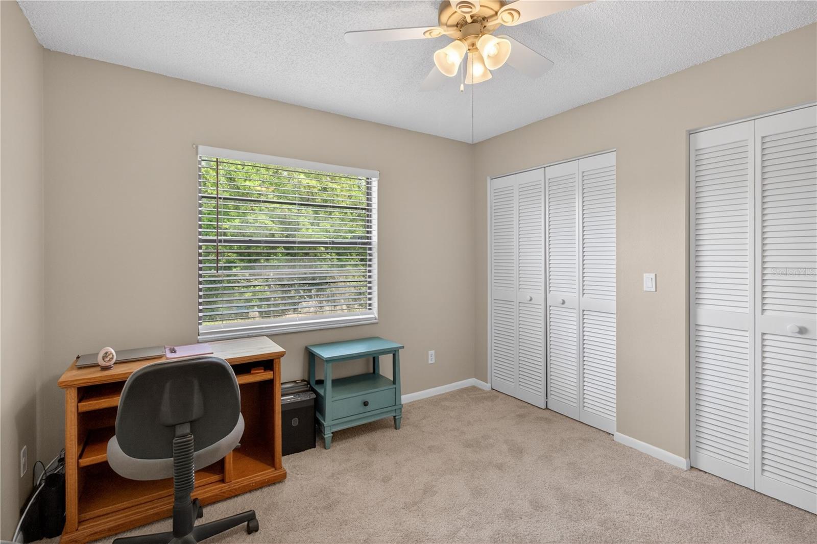Image 31 of 52 For 23311 Dover Drive