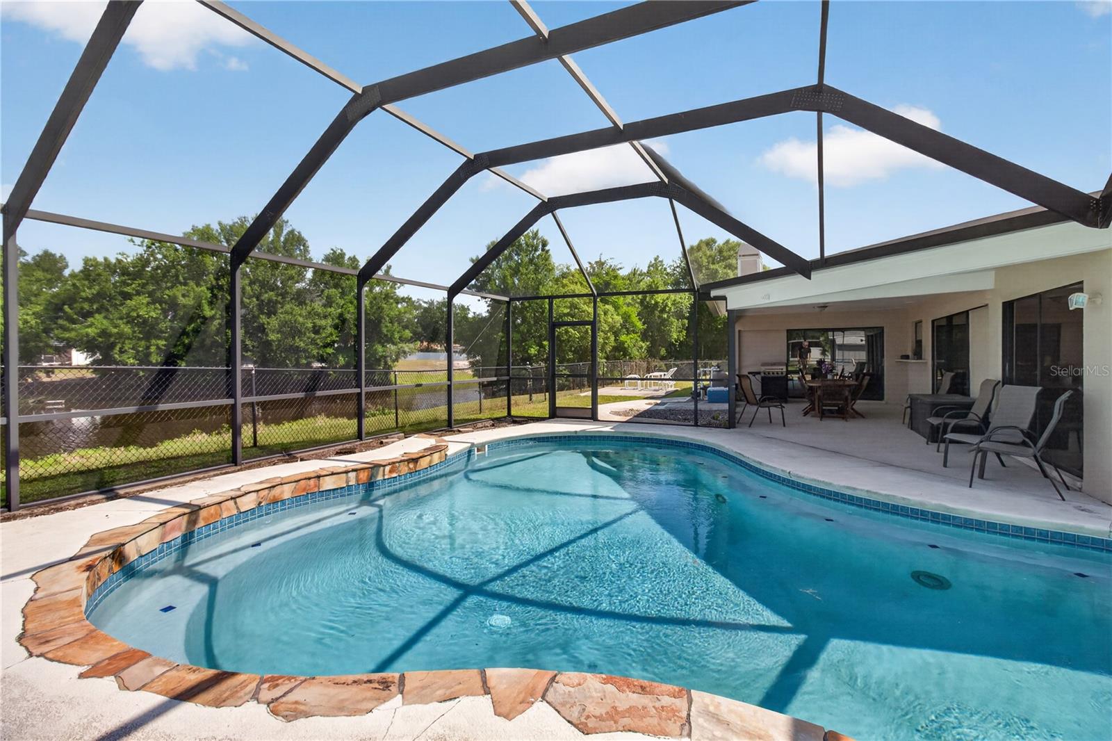 Image 39 of 52 For 23311 Dover Drive