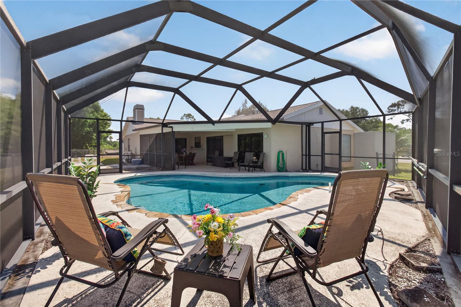 Image 41 of 52 For 23311 Dover Drive