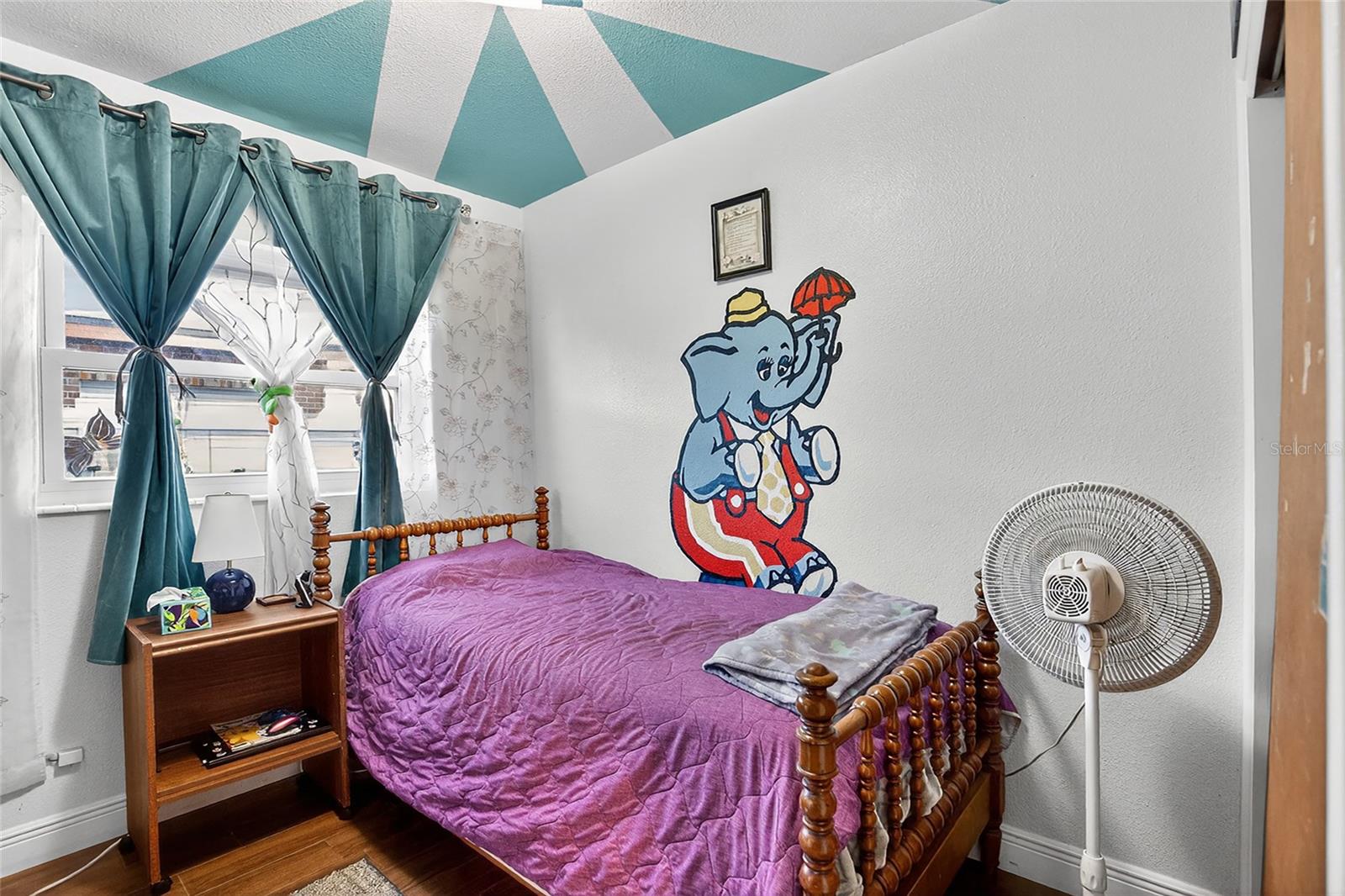 Image 23 of 30 For 6206 Hale Avenue