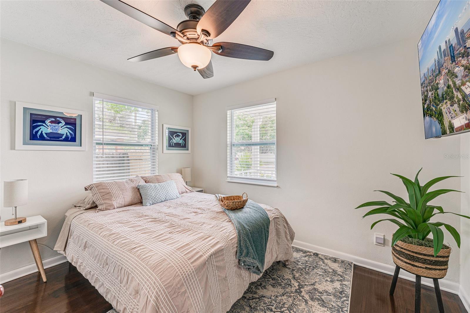 Image 10 of 97 For 4651 22nd Avenue N