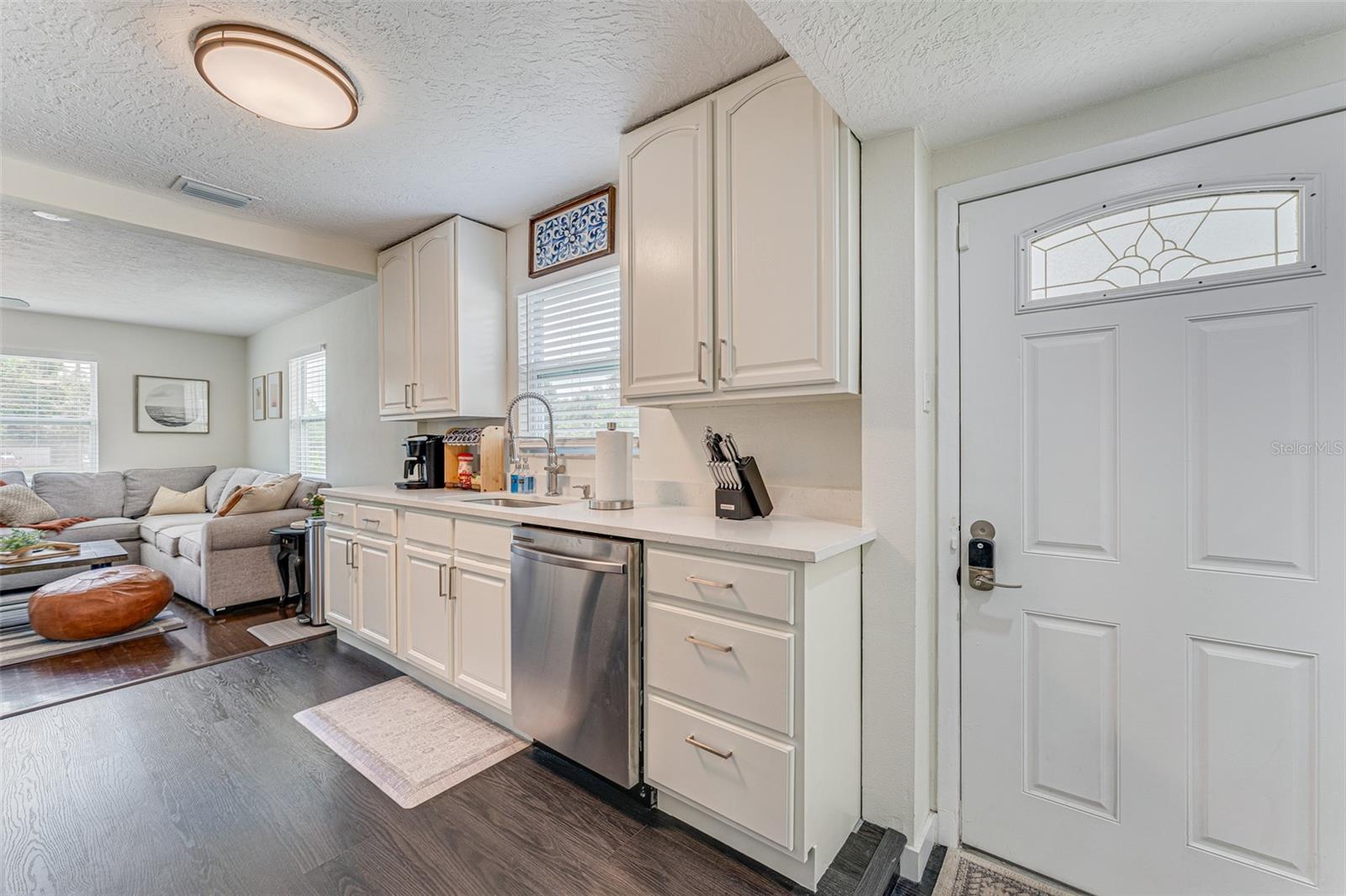 Image 16 of 97 For 4651 22nd Avenue N