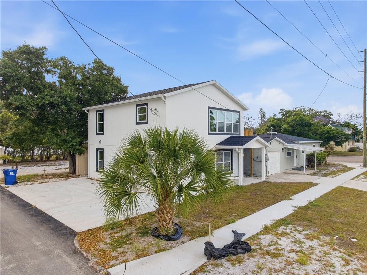 Image 32 of 97 For 4651 22nd Avenue N