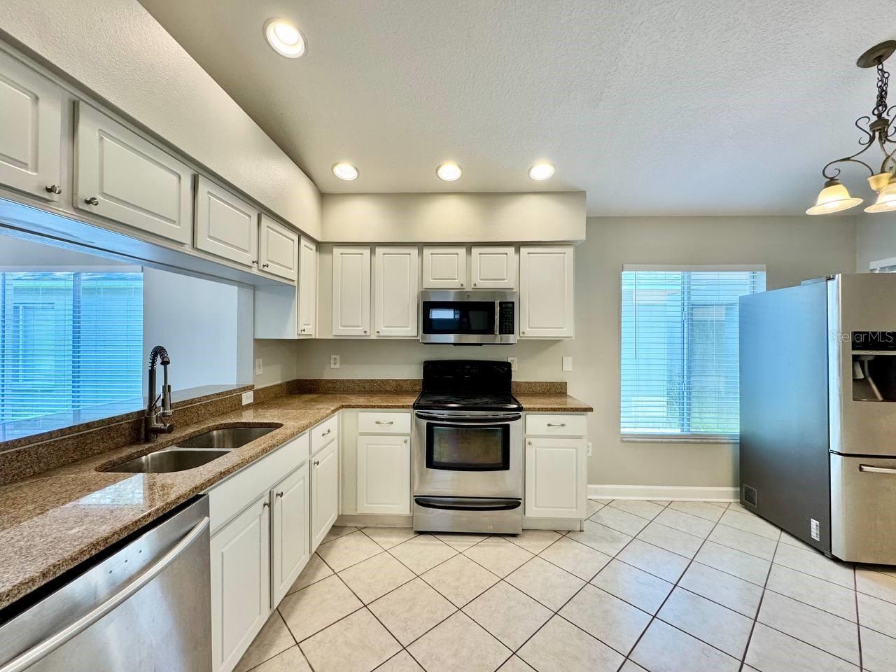 Image 11 of 43 For 18112 Canal Pointe Street