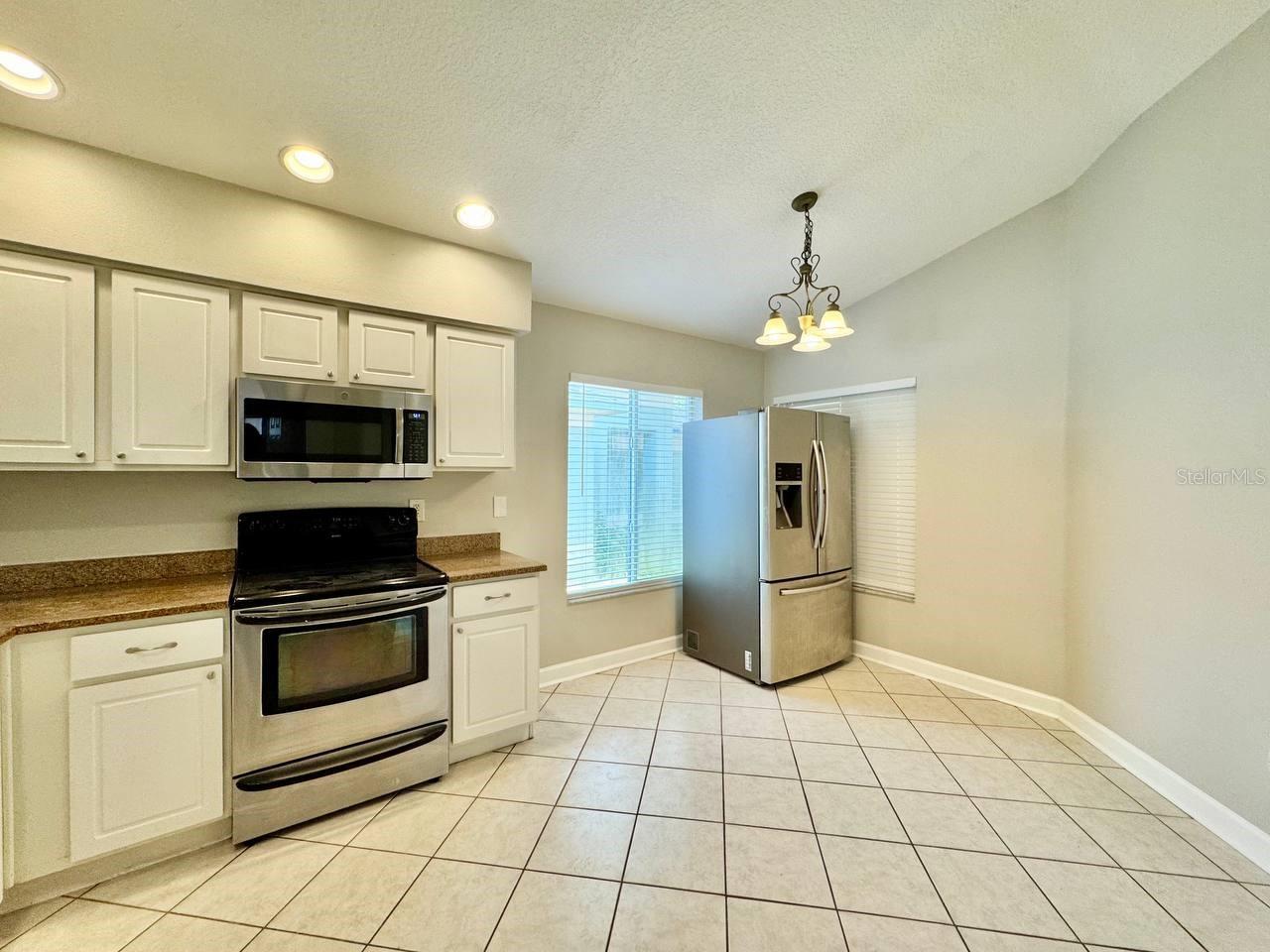 Image 12 of 43 For 18112 Canal Pointe Street