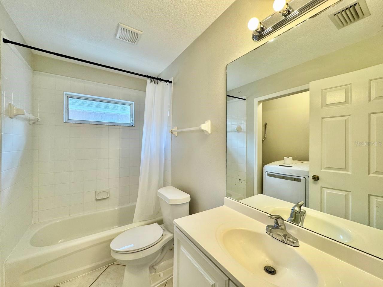 Image 20 of 43 For 18112 Canal Pointe Street