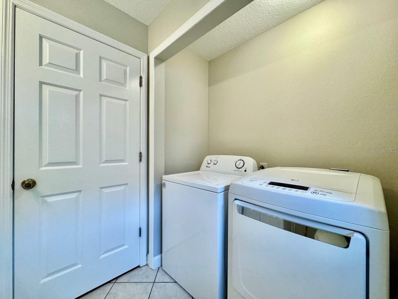Image 21 of 43 For 18112 Canal Pointe Street