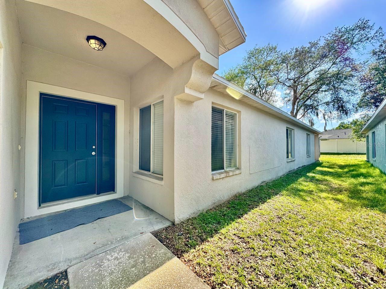 Image 5 of 43 For 18112 Canal Pointe Street
