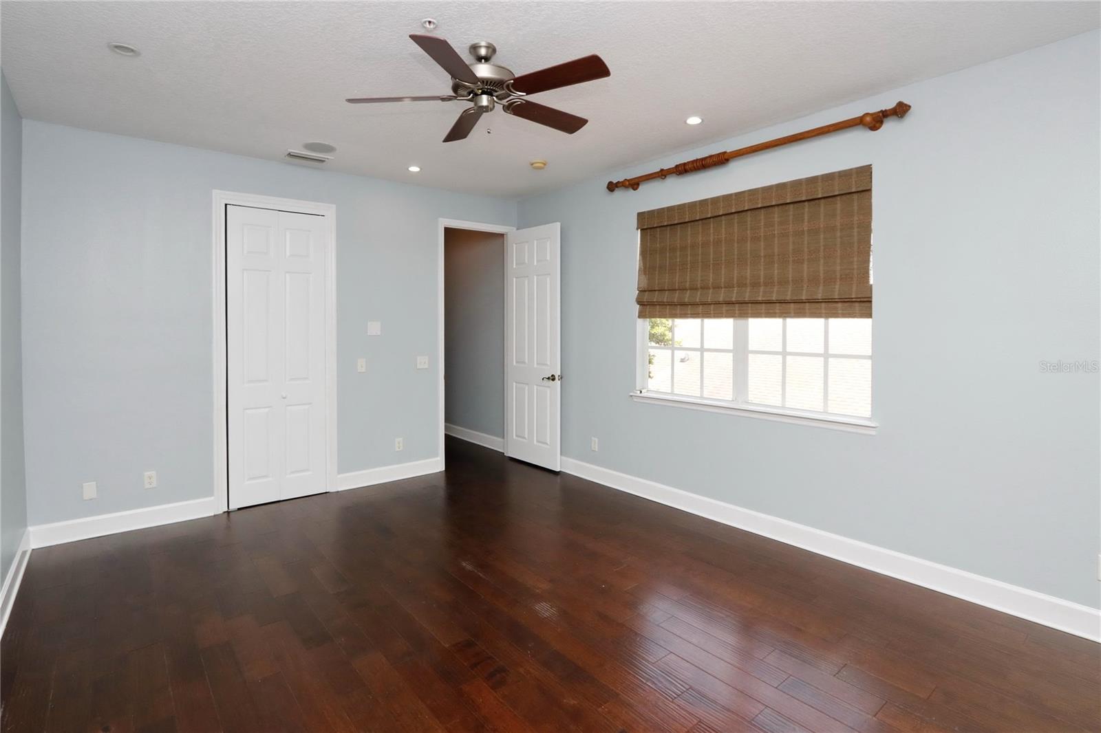 Image 11 of 22 For 2611 Espana Court