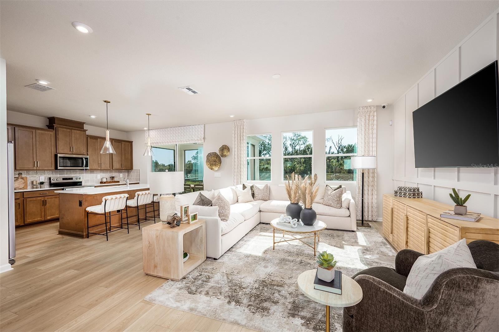 Image 10 of 24 For 1710 Soaring Vida Street
