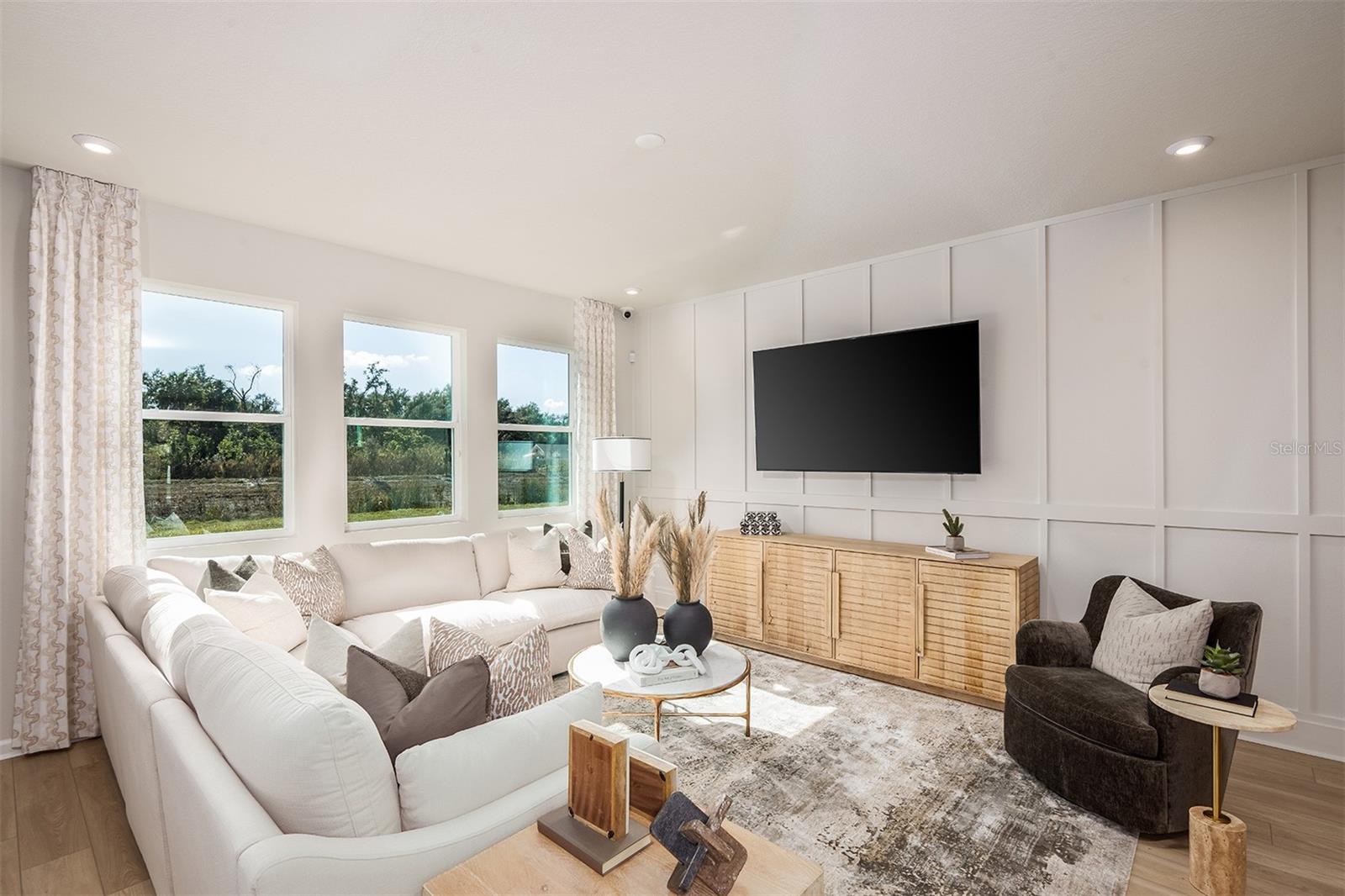 Image 11 of 24 For 1710 Soaring Vida Street