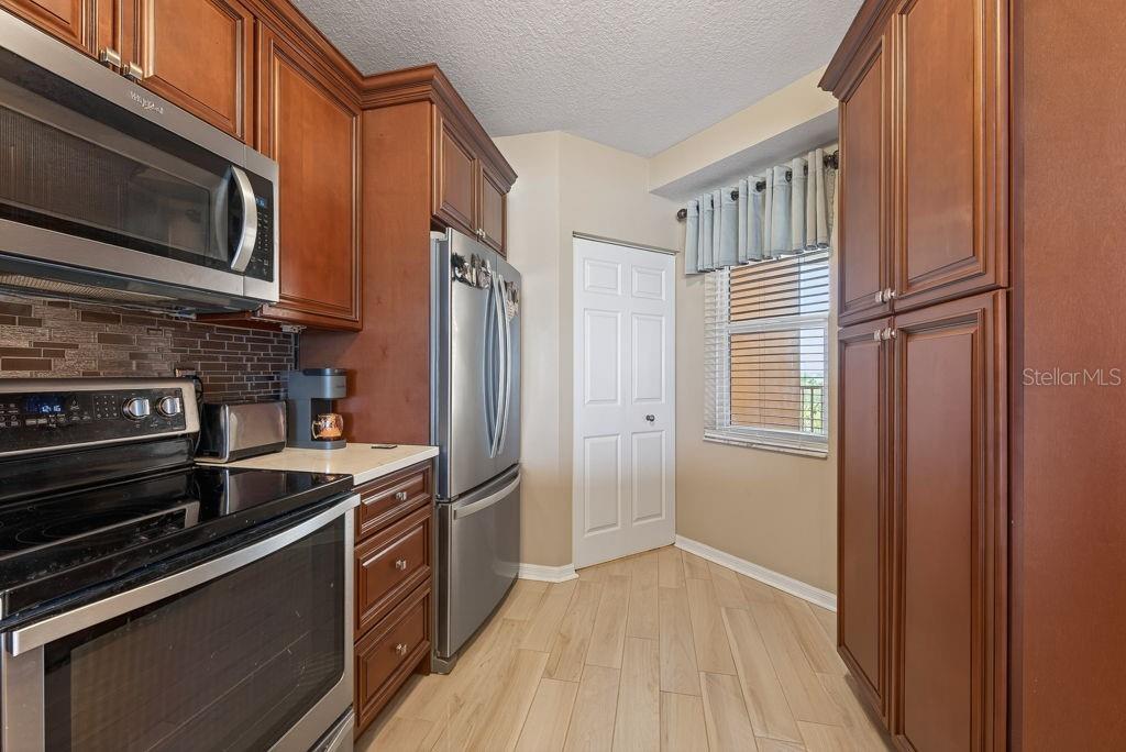 Image 20 of 75 For 16500 Gulf Boulevard 654