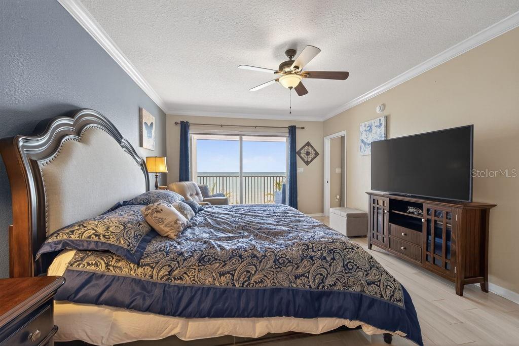 Image 28 of 75 For 16500 Gulf Boulevard 654