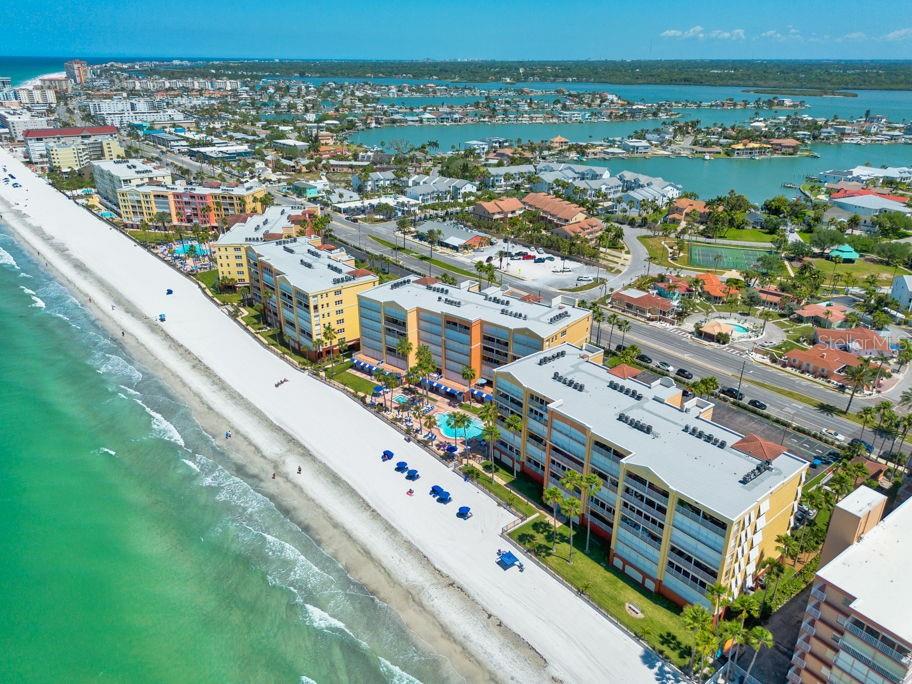 Image 63 of 75 For 16500 Gulf Boulevard 654