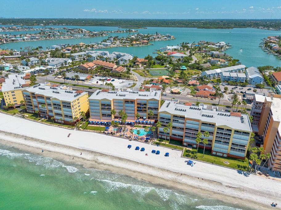 Image 64 of 75 For 16500 Gulf Boulevard 654