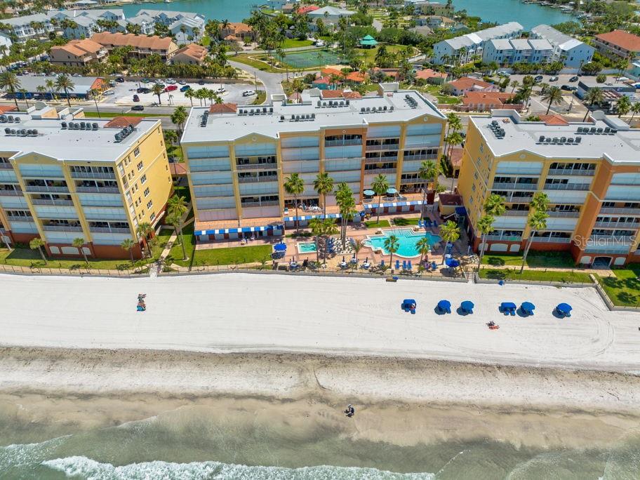 Image 72 of 75 For 16500 Gulf Boulevard 654