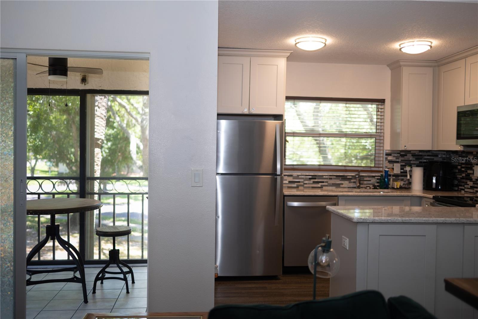 Image 10 of 18 For 500 Santa Cruz Place Ne E