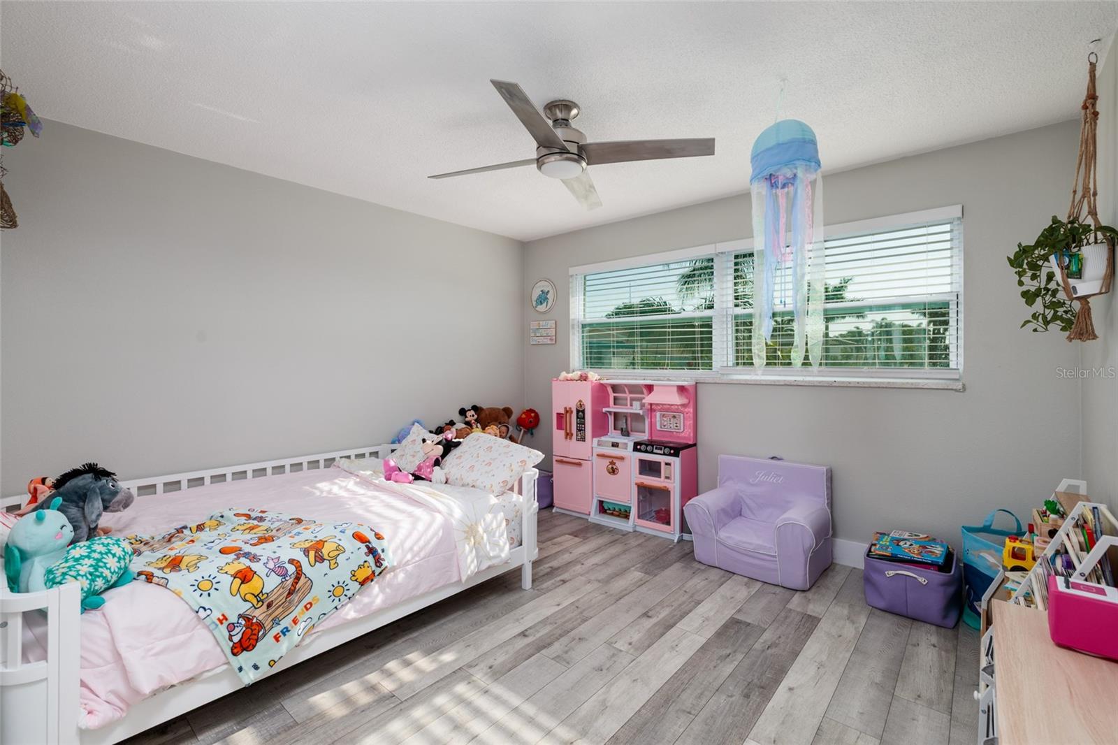 Image 19 of 35 For 9773 1st Street Ne