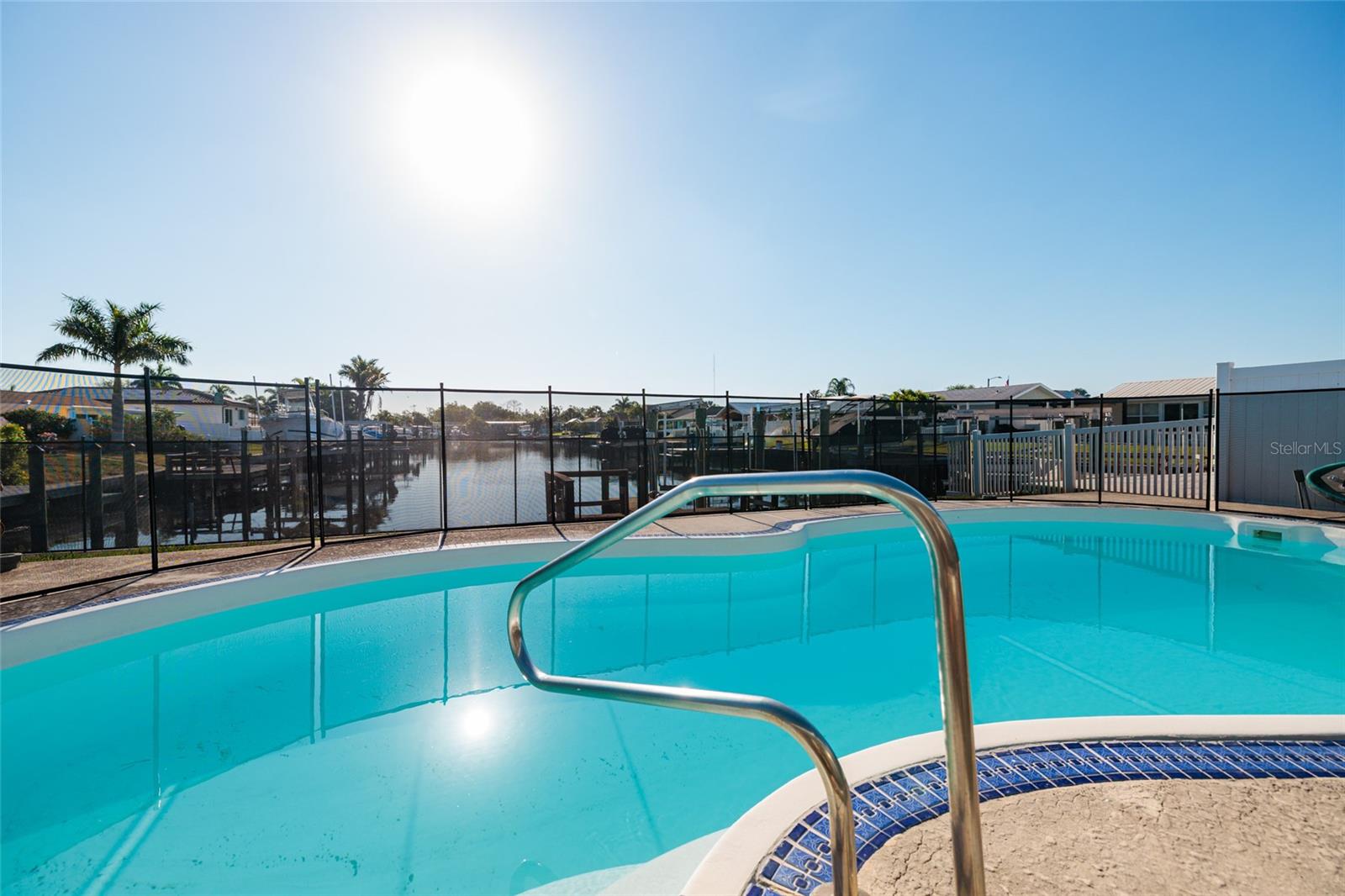 Image 25 of 35 For 9773 1st Street Ne