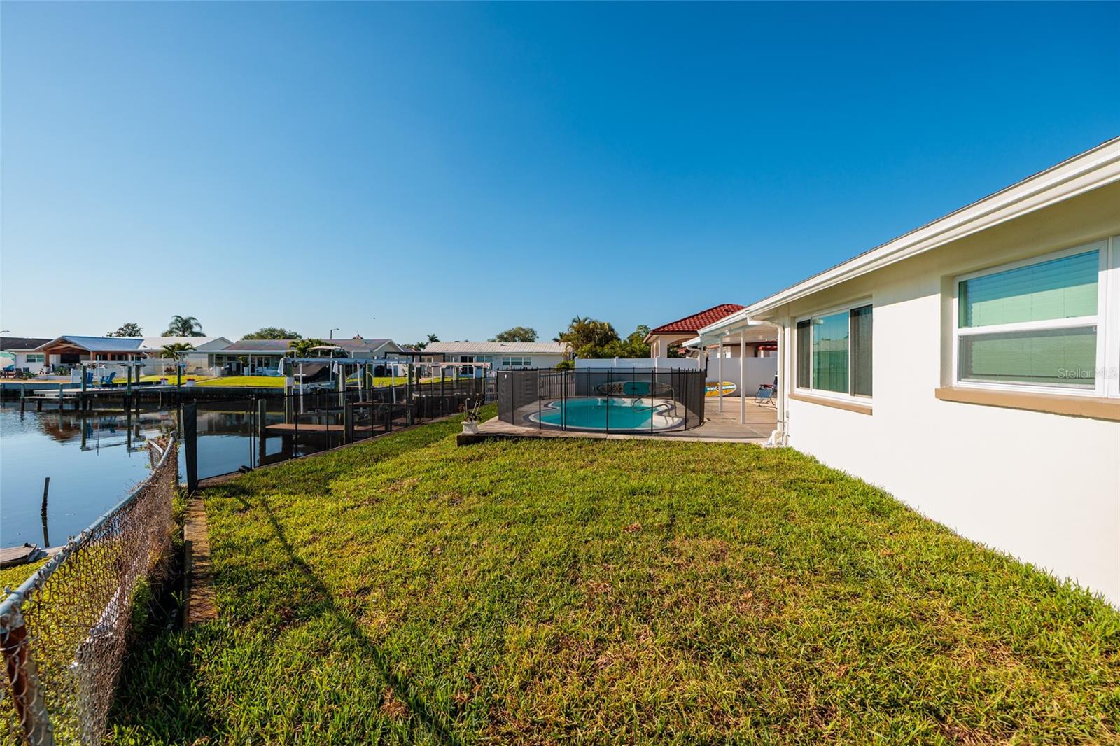 Image 29 of 35 For 9773 1st Street Ne