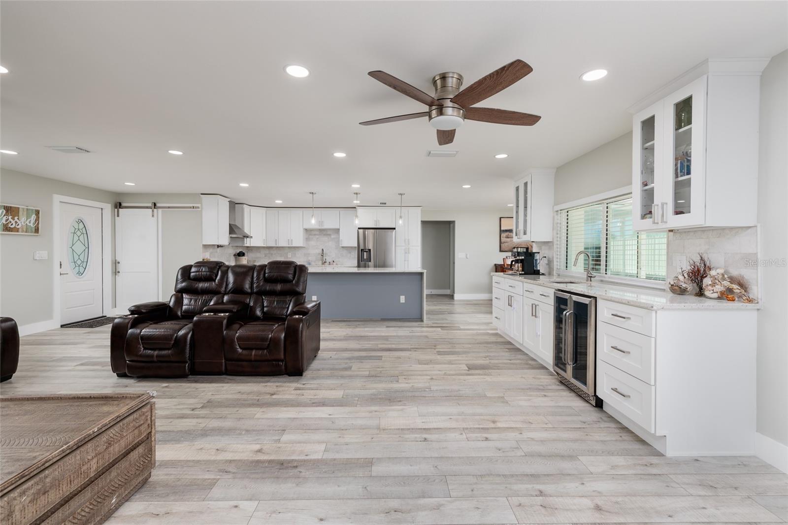 Image 9 of 35 For 9773 1st Street Ne